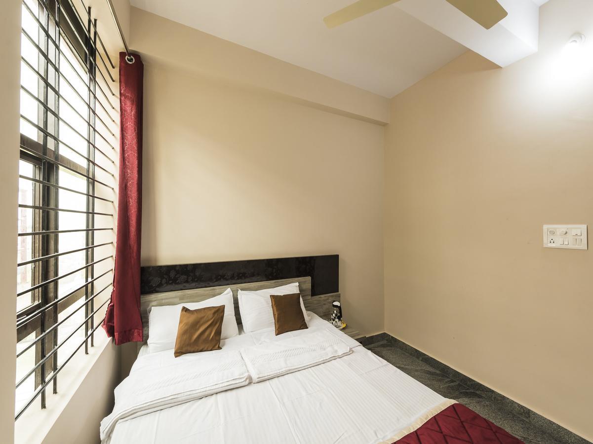 Oyo 9544 Hotel Crown Residency Mysore Exteriör bild