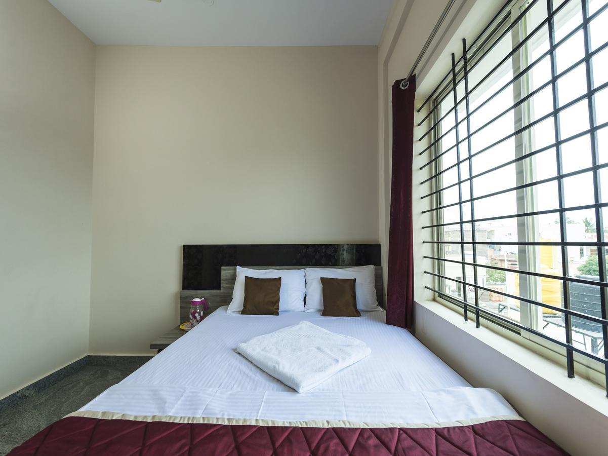 Oyo 9544 Hotel Crown Residency Mysore Exteriör bild